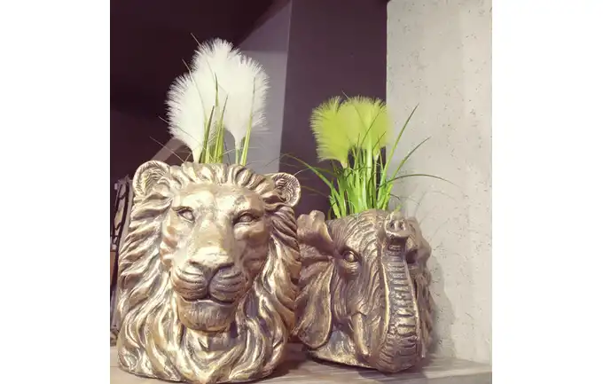 PLANTER LION MAGNESIUM 56189-065 GOLD 29/28/30 CM